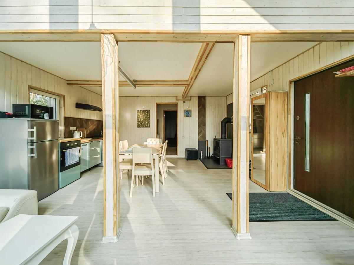 River Bank Vacation Home Jūrkalne Exterior foto