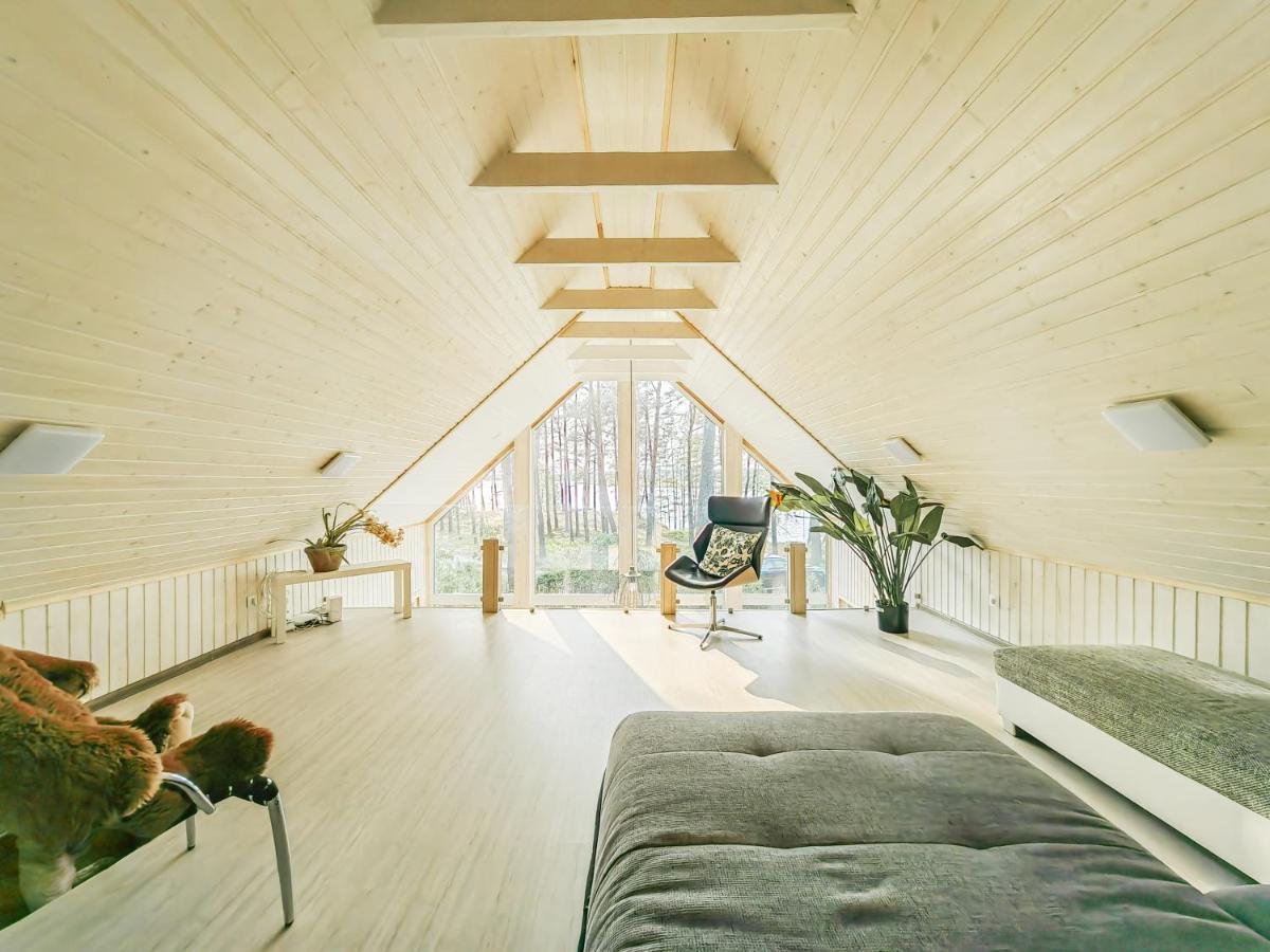 River Bank Vacation Home Jūrkalne Exterior foto