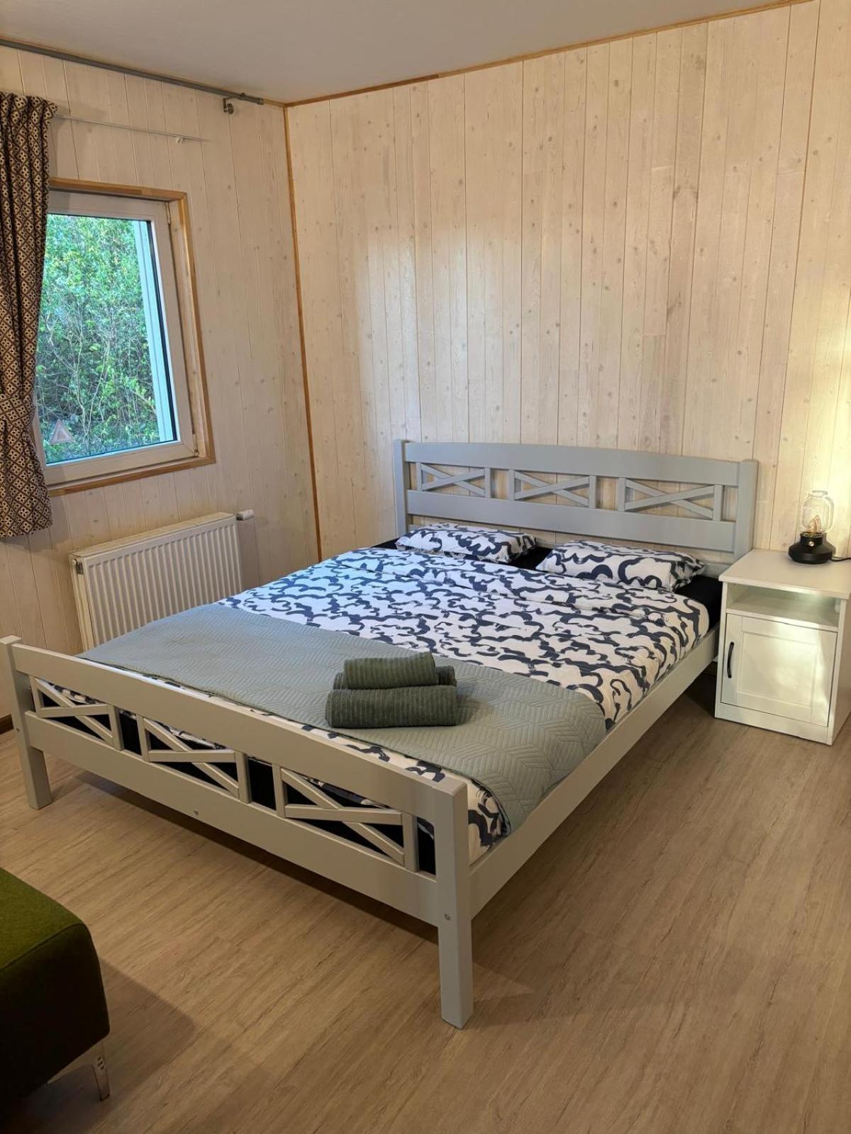 River Bank Vacation Home Jūrkalne Exterior foto